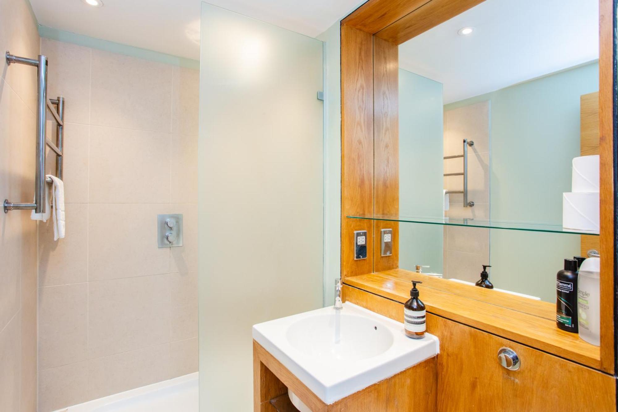 Apartment Modern 3 Bedroom In Paddington London